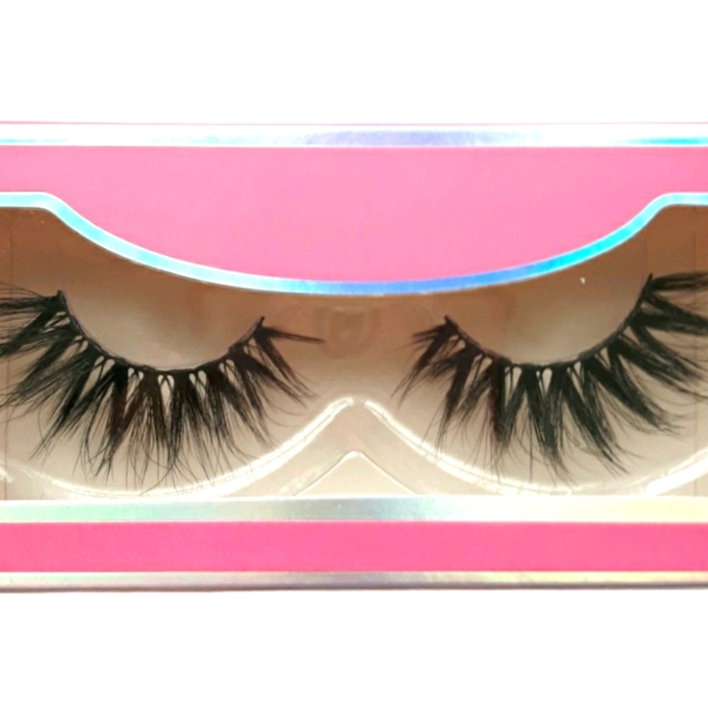 Faux Mink Eyelashes, Applicator and brush